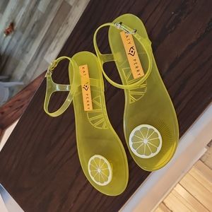 Katy Perry lemon sandals size 11